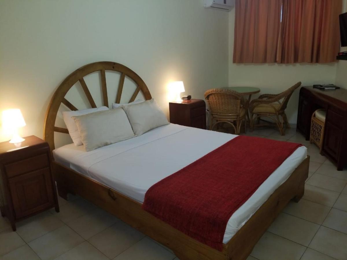 Hotel Plaza Europa Сосуа Екстер'єр фото