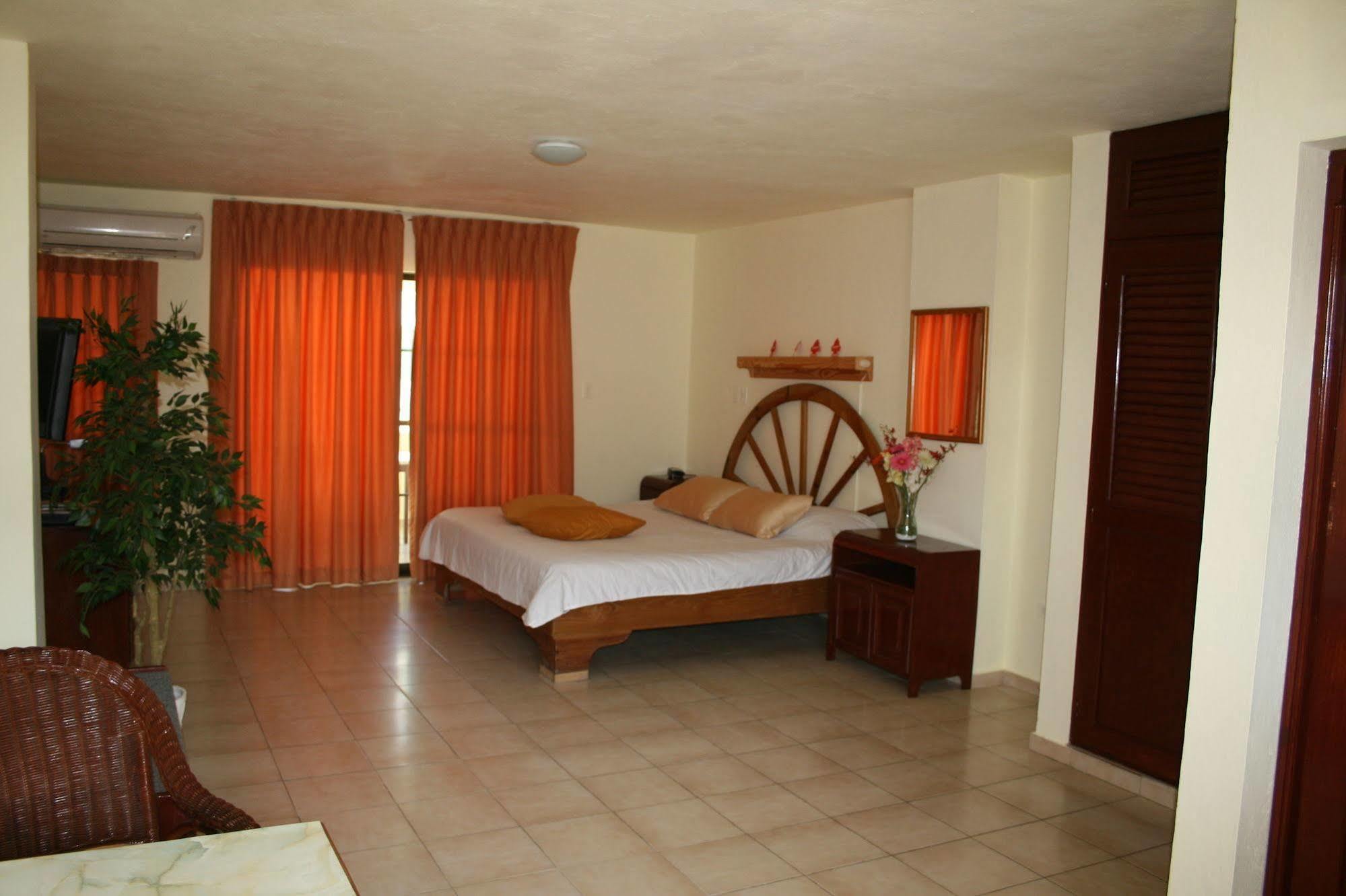 Hotel Plaza Europa Сосуа Екстер'єр фото